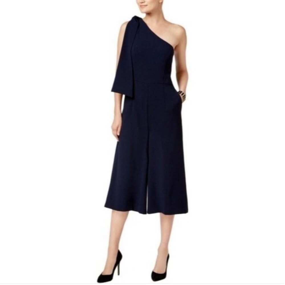 🔥 Closet Sale! Julia Jordan Elegant Navy One-Shoulder Jumpsuit